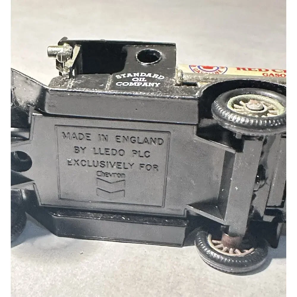Vintage Lledo 1920 Ford Model T Red Crown Gasoline Standard Oil Chevron 3.5” 204